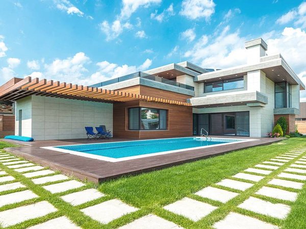 Installer une piscine dans son jardin : quelles sont les règles ?